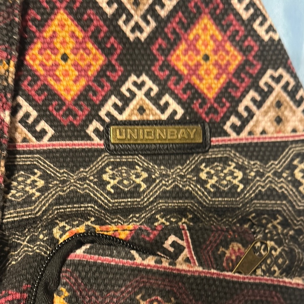UNIONBAY Multicolor Patterned Sling Bag - Picture 2 of 4